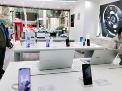 -荣耀授权专卖店(黄浦浙江中路店)