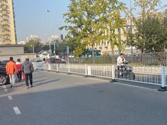 -盒马鲜生(红莲店)