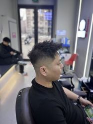 -尤司男士国潮理发馆