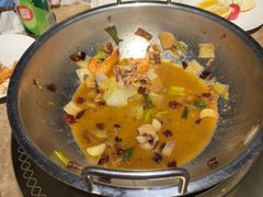 -七欣天香辣蟹火锅(上海银亿滨江店)