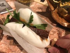 猛虎咬豬-唐宫小聚(荃湾荃新天地店)
