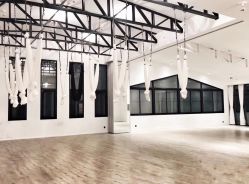 -无界瑜伽普拉提