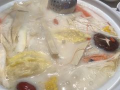 -三人行骨头王火锅(长寿店)