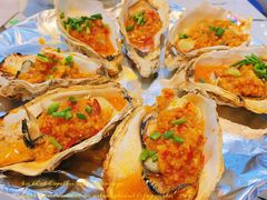 -凤凰路何眼镜香辣蟹(花果园店)