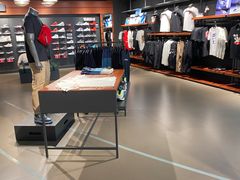 -耐克(恒隆广场店)