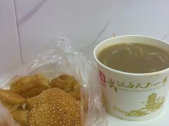 现炸油条-汪记鲜鱼糊汤粉(沈阳路总店)