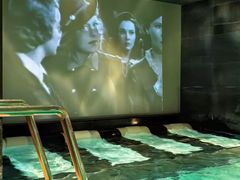 -丽思卡尔顿酒店泳池(金融街店)