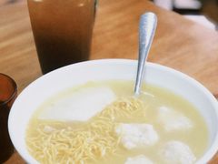 -荣晖咖啡美食(司打口店)