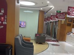 -雅悦齿科(顾村公园店)