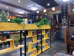 -老蚌埠烤串·新派烧烤·油边王(工农路店)