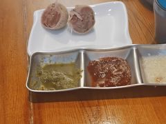 -蒙艾里民族传统菜蒙餐