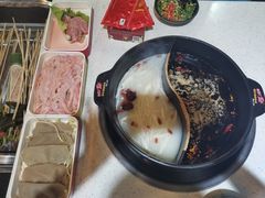 -钢管厂歆瑞源油卤串串香(春熙路太古里店)