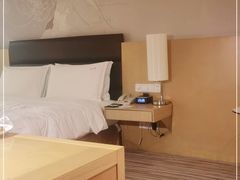 -石家庄万象天成假日酒店