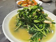 香干马兰头-75幢私房菜馆