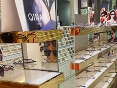 -诺柯视眼镜-蔡司依视路官方工厂店(淞南一店)