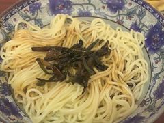 鸡汁拌面-九斤黄三黄鸡专卖店