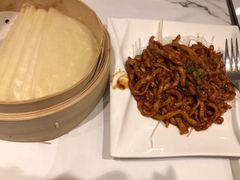 京酱肉丝-乐忻皇朝汇(环贸iapm商场店)