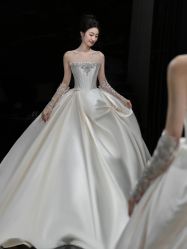 -不晚国际婚纱礼服