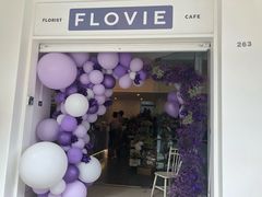 -FLOVIE FLORIST CAFE