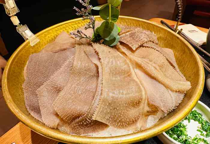 巴奴毛肚火锅(世纪金源店)-"巴奴在世纪金源的这家店特别火爆,每次都