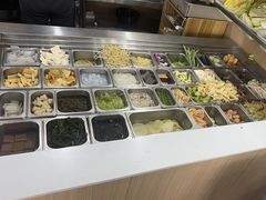 -愉肴麻辣香锅(中北镇店)
