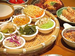 -包整·丝娃娃(一览甲秀楼风景店)