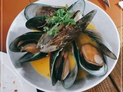 -Golden Lily河内巴黎法越料理餐厅(建国西路店)