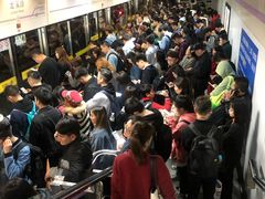 -龙溪路(地铁站)