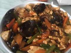 -何适山庄 ·可团建(水长城P2停车场店)