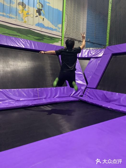 蹦贝JumpingJack运动中心·炫飞蹦床(龙华店)图片