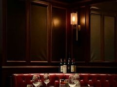 -Wolfgang’s Steakhouse 沃夫冈牛排馆(上海白玉兰广场店)