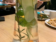 -小鱼小牛·鱼牛干锅·脆鱼火锅(世欧广场店)