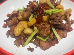 -冯烫烫跷脚牛肉·川菜小馆(武胜西街店)