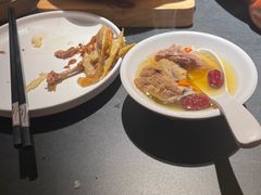 -鸽子侯·家宴·平价海鲜(市图书馆店)