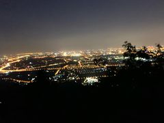 -鬼笑石后山停车场