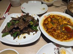 -六泰居·尔滨地标·东北菜(黄河路店)
