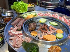 -哈哈碳都·牛肋条无限自助烤肉(宝龙店)