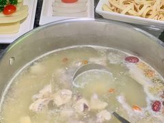 -一席地·本地鸡窝·杭帮鸡火锅(萧山银隆百货店)
