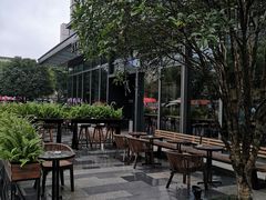 -星巴克臻选(杭州嘉里中心1F店)