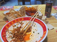 -魔都三兄弟酸辣粉·蘸卤炸串(虹桥万科店)