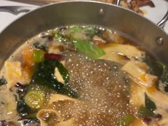 -七欣天香辣蟹火锅(闵行浦江欢乐颂店)