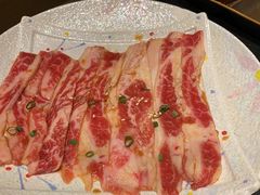 -山川小町·极番烧肉(新地假日广场店)