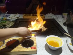 -韩红石板肉(范西路店)