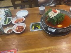 -喇喇排骨火锅·传统韩式脊骨汤(望京西园总店)