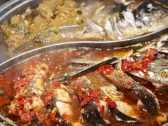 双色泡椒鱼头-阿瓦山寨·湘菜现炒·剁椒鱼头王(咸阳总店)
