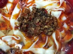 -雷祖芳老妈蹄花店