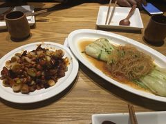 -峨嵋小镇·川菜(勒泰中心店)