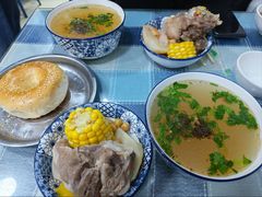 -園丁烤肉缸子肉