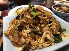 -窄巷子陕菜馆·地道陕西菜(粉巷店)