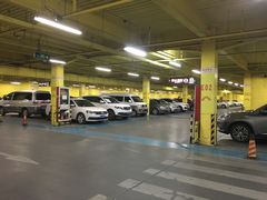 -欧尚超市苏州店停车场(金鸡湖路店)